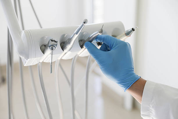Professional Tooth Extraction technician working in Yukon, OK